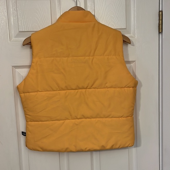 VINTAGE REQUEST PUFFY VEST - Picture 6 of 6